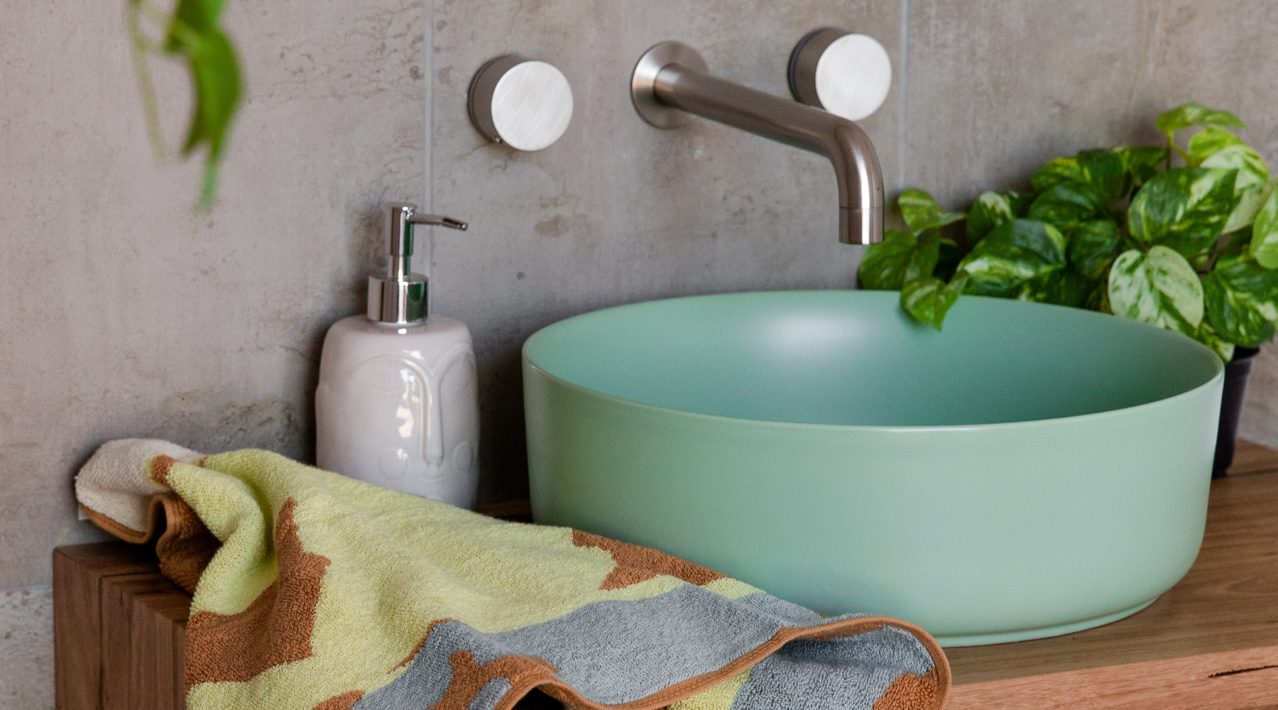 How to Transform Your Bathroom Into a Coastal Oasis