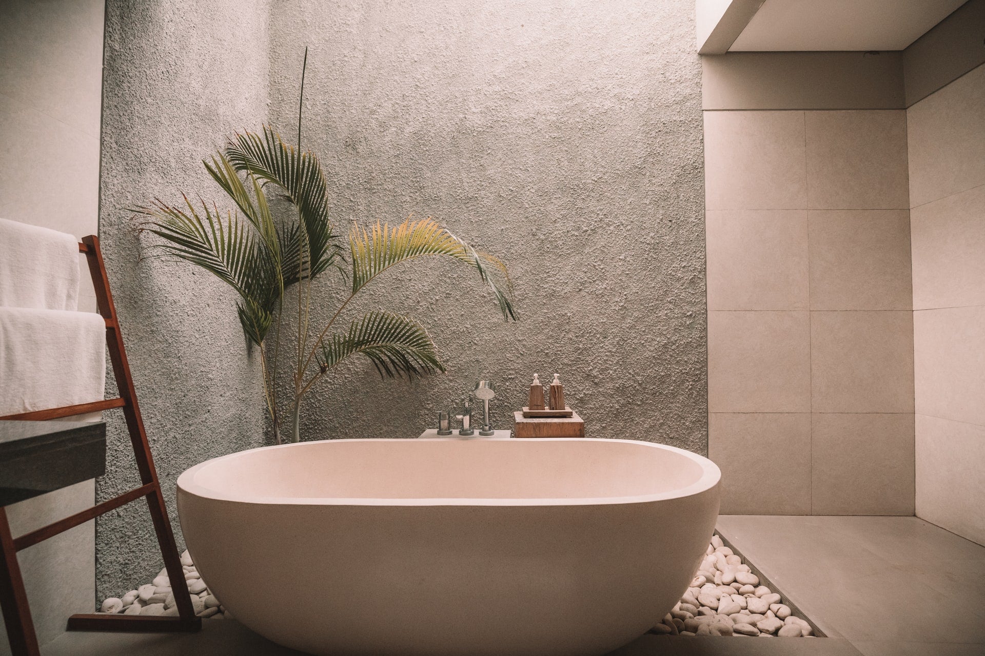 Your handy guide to selecting the right bathtub