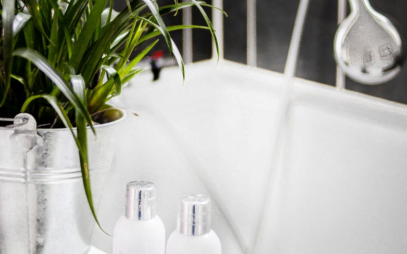 The Pros & Cons of buying bathrooms online