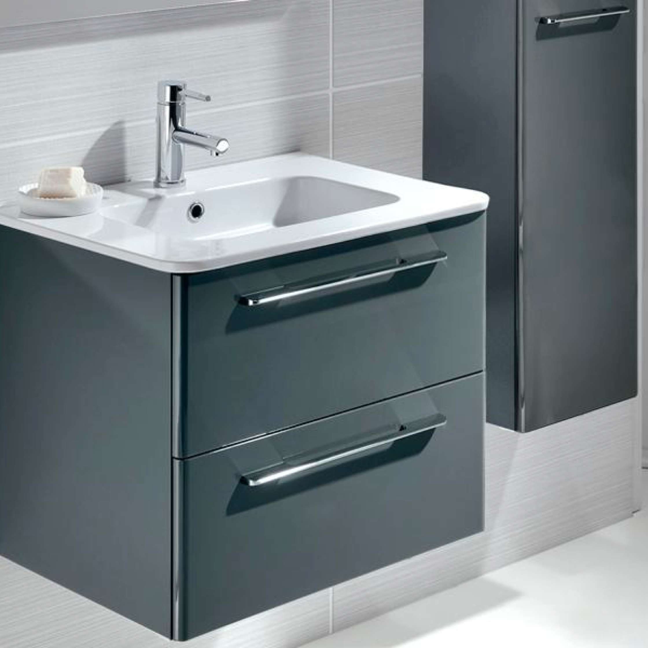 Bathroom Vanities & Storage