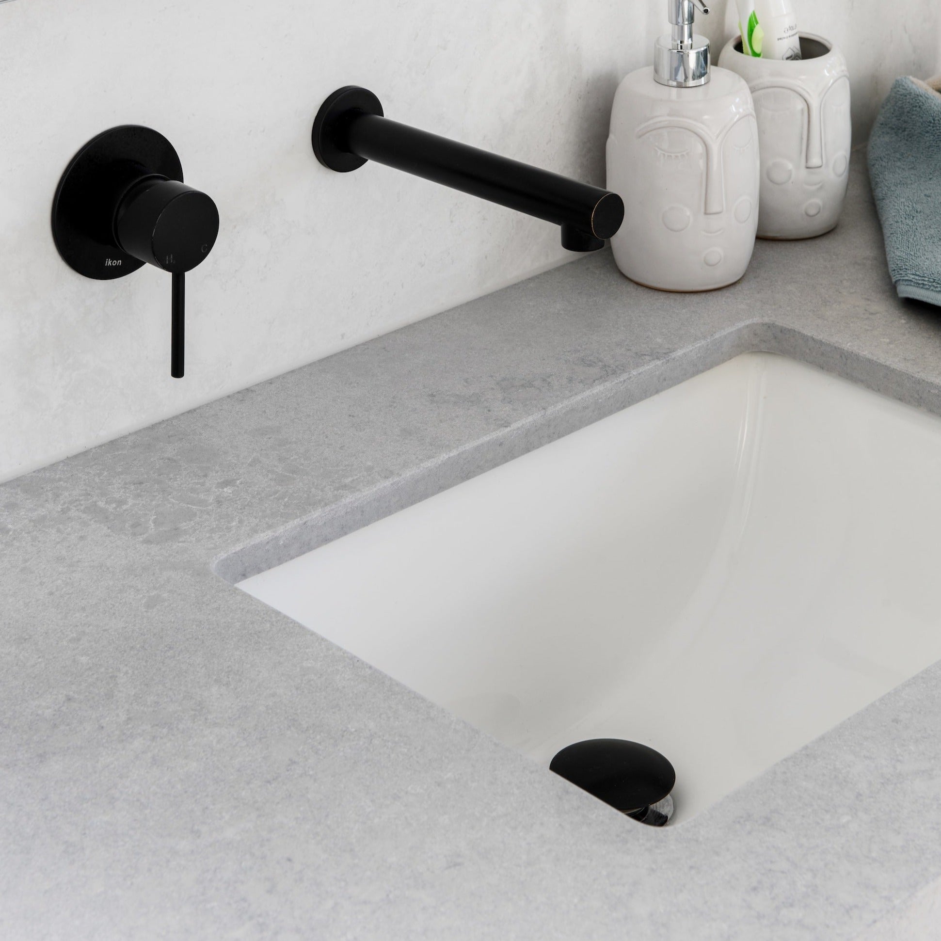 Essence Lyon 530mm Undercounter Basin