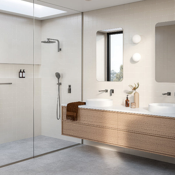 Phoenix Nuage High-Rise Shower Arm & Rose, Brushed Carbon image