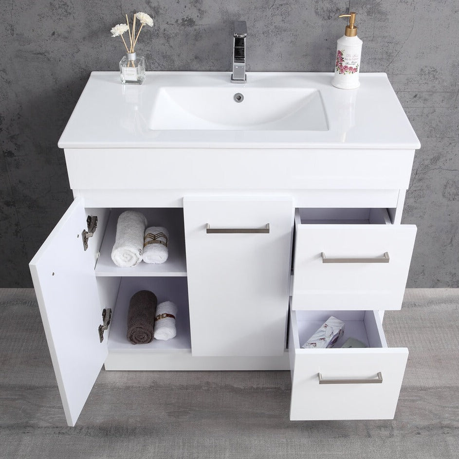 Metis 900mm Vanity with Slim China Top, 1th