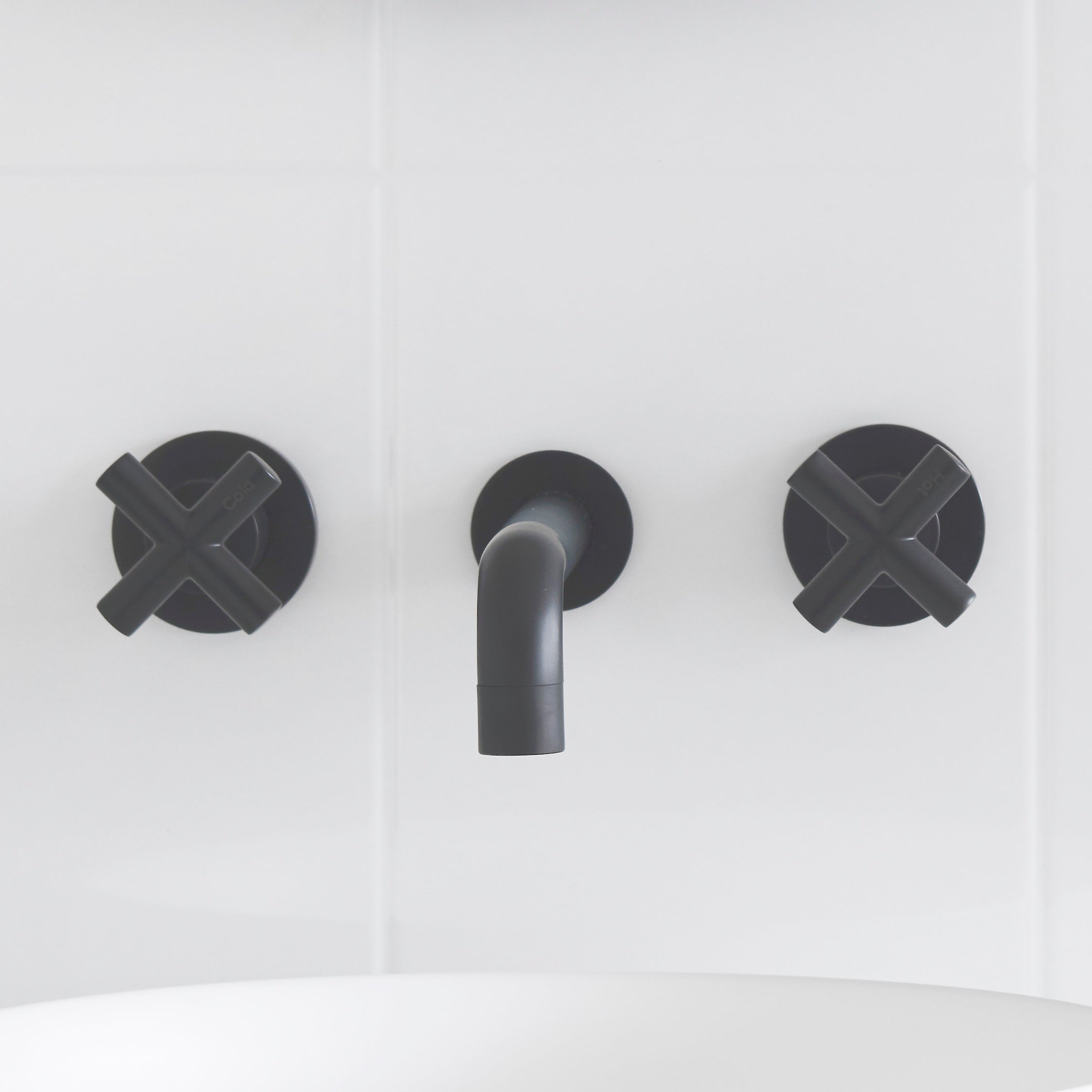 Intra Wall Top Assemblies, pair - Matte Black