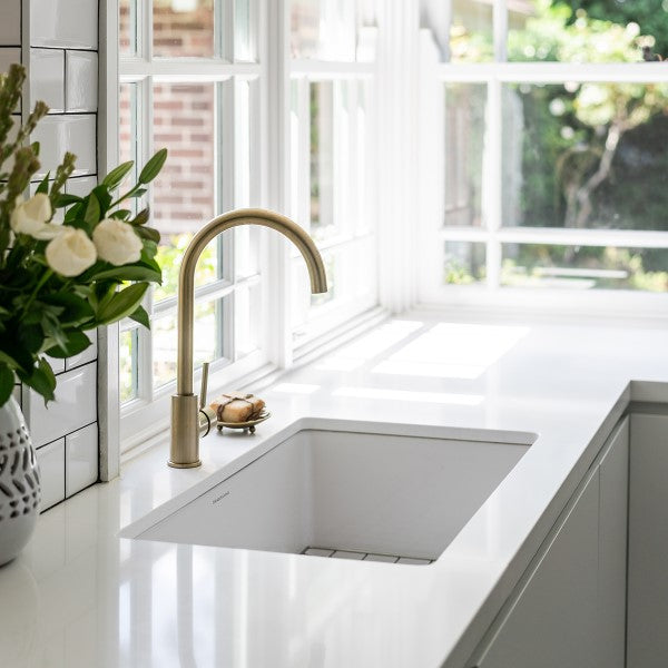 Turner Hastings Cuisine 68 x 48 Fireclay Single Sink - White